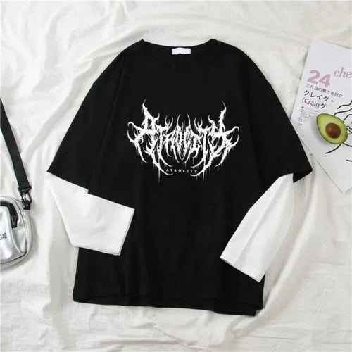 Camiseta Doble Manga Gothic Print