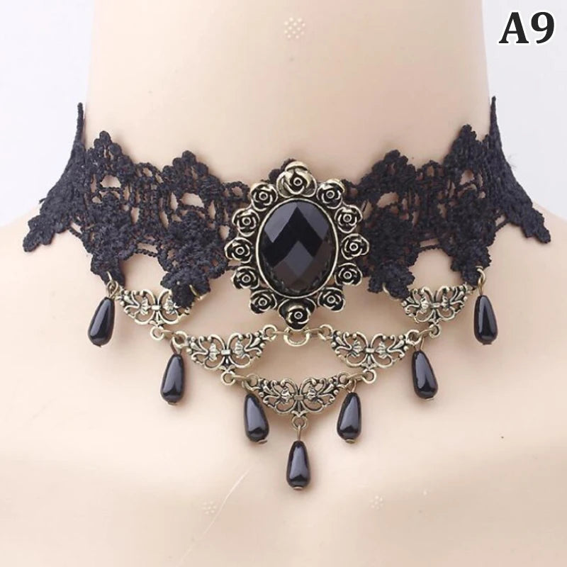 Choker Gótico de Encaje Negro con Cristal – Gargantilla Victoriana Steampunk