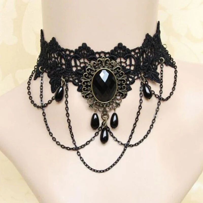 Choker Gótico de Encaje Negro con Cristal – Gargantilla Victoriana Steampunk