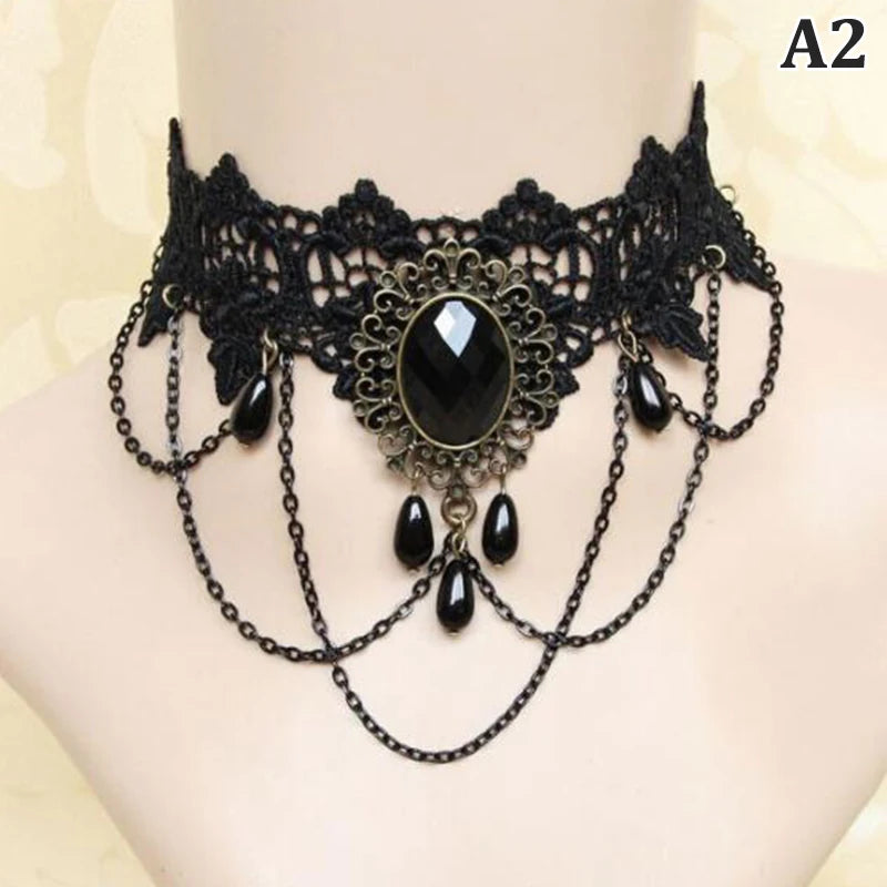 Choker Gótico de Encaje Negro con Cristal – Gargantilla Victoriana Steampunk