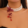 Collar Gótico de Perlas y Sangre Multicapa