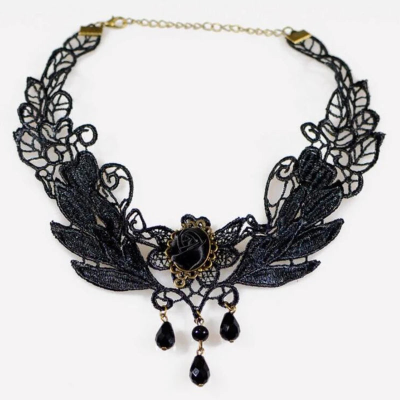 Choker Gótico de Encaje Negro con Cristal – Gargantilla Victoriana Steampunk
