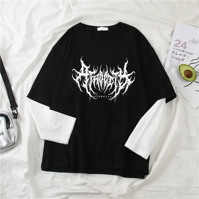Camiseta Doble Manga Gothic Print