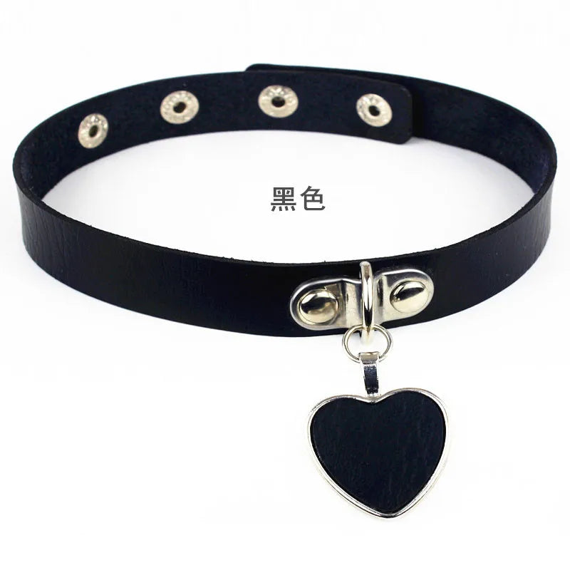 Choker de Cuero PU con Candado de Corazón y Llave – Gargantilla Punk Gothic