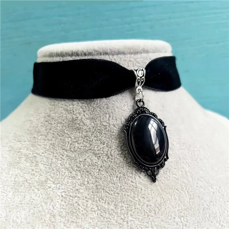 Choker Camafeo Gótico Vampiro Velvet