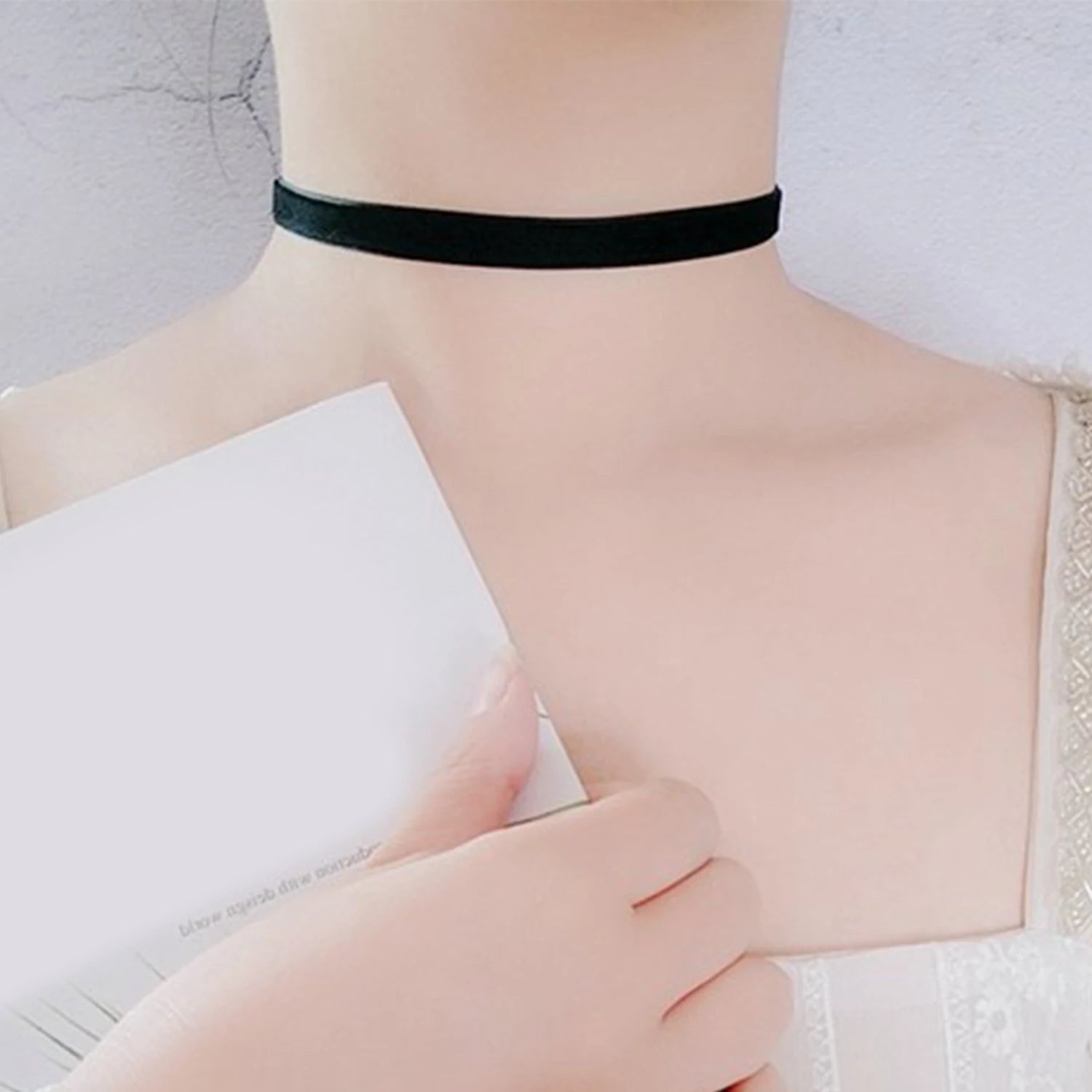 Choker de Terciopelo Negro Gótico Vintage