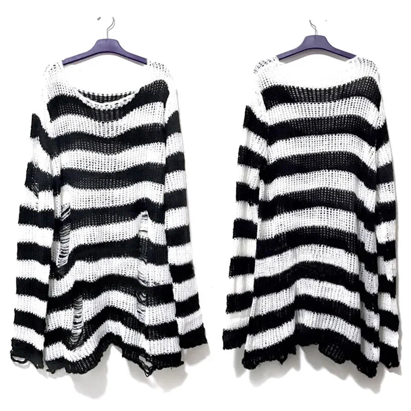 Sweater Gótico Deshilachado Midnight