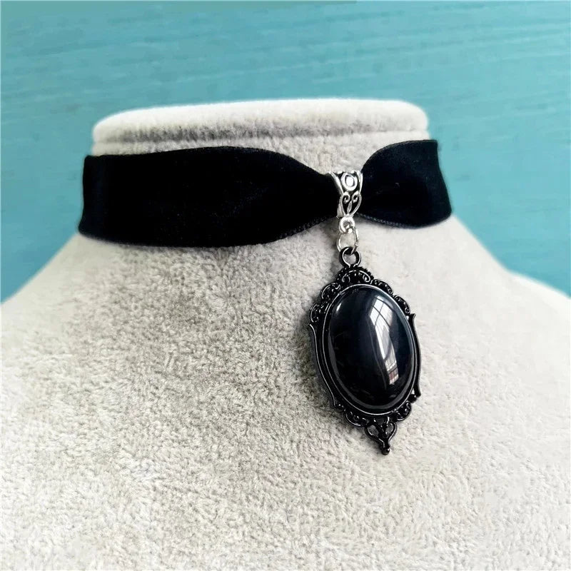 Choker Camafeo Gótico Vampiro Velvet