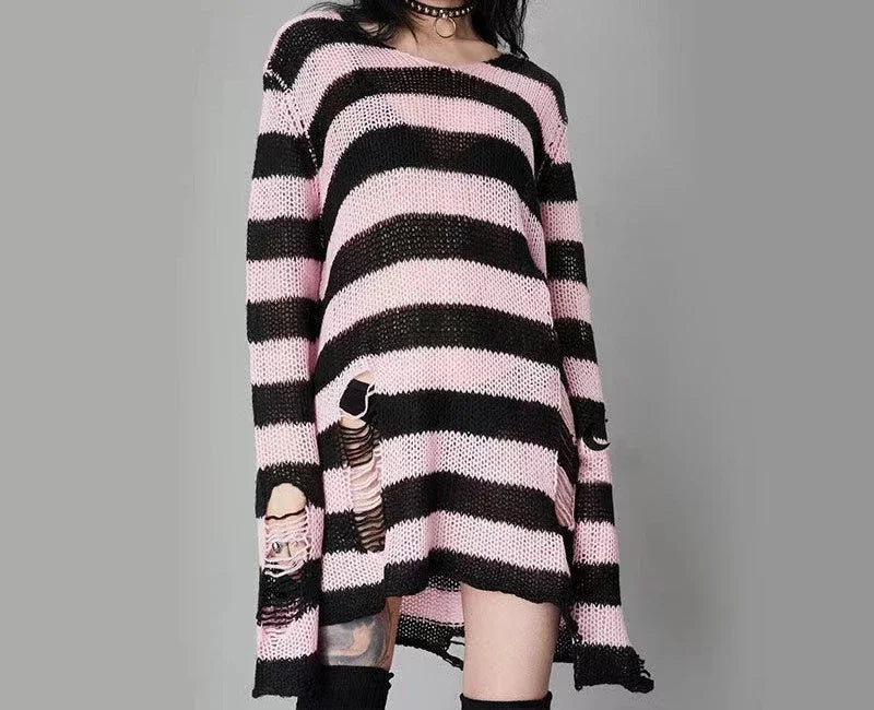 Sweater Gótico Deshilachado Midnight